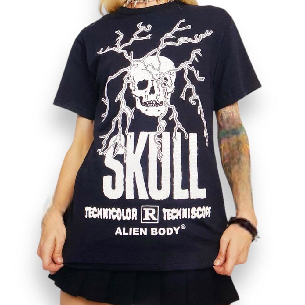 Black Short Sleeve Graphic Skulls Oversized Cotton Tee - NEW